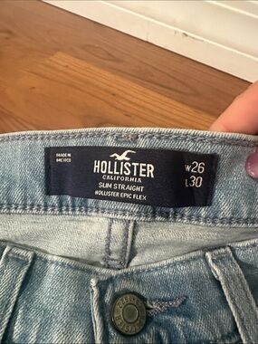 Hollister Slim Straight Jeans in Light Blue Wash